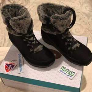 Aetrex winter snow boots